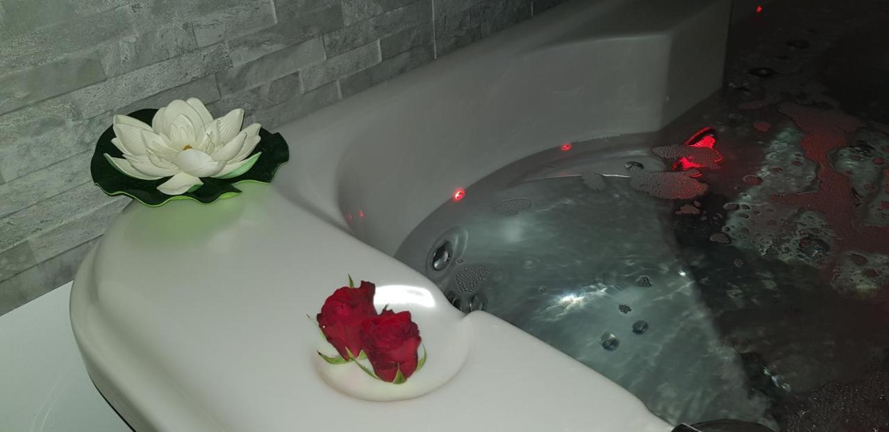 O Zen Suite Sanary-sur-Mer Zewnętrze zdjęcie