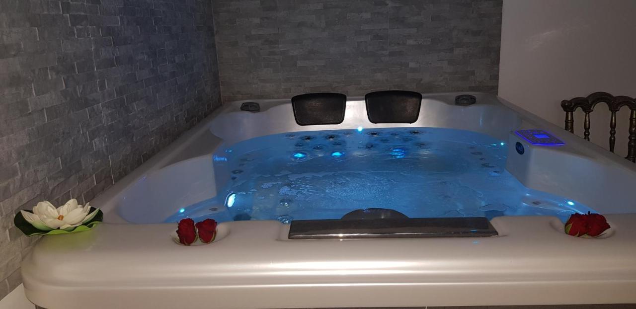 O Zen Suite Sanary-sur-Mer Zewnętrze zdjęcie